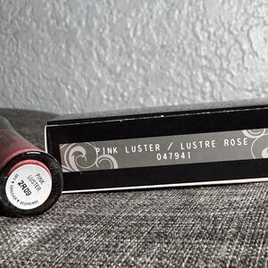 New In Box Mary Kay Nourishine Plus Lip Gloss Pink Luster #047941 Full Size